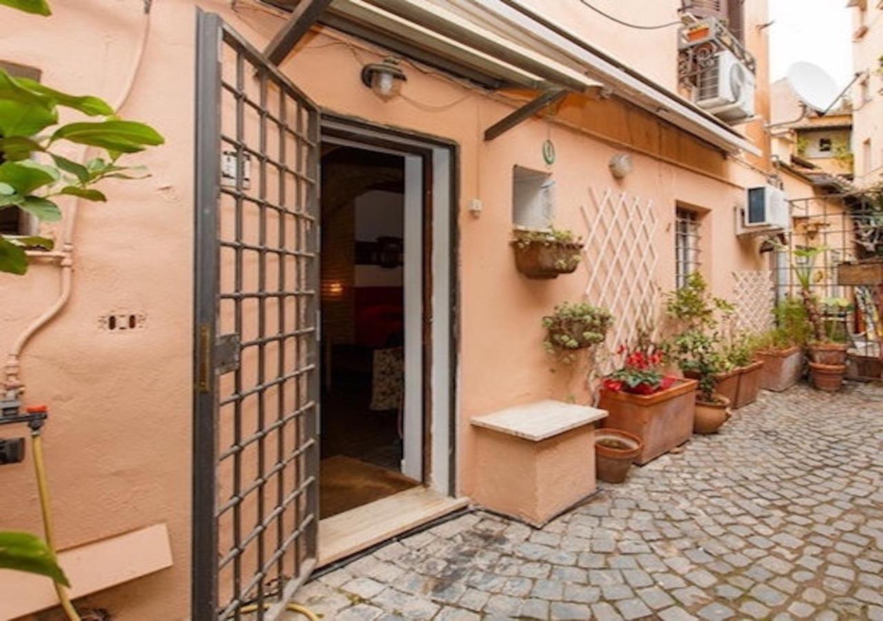 Independent With Garden Heart Of Trastevere John Cabot Rome Exterior photo